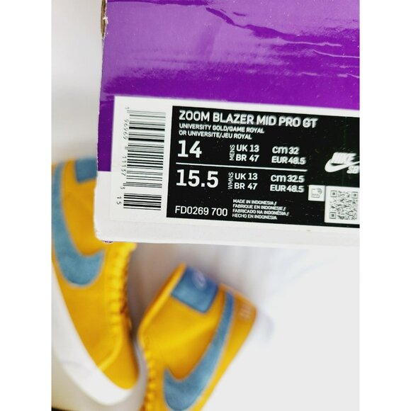 Athletic_Shoes